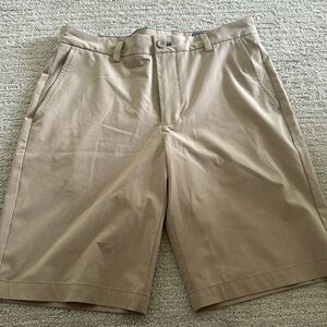 Mens Vineyard Vines breaker short sz 31. Worn once.